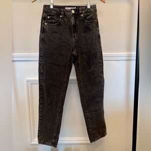 GARAGE Denim Black Vintage Wash Mom Jean with Distressed Hem Size 24/0
